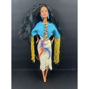Mattel 1993 Native American Barbie  Dolls of The World